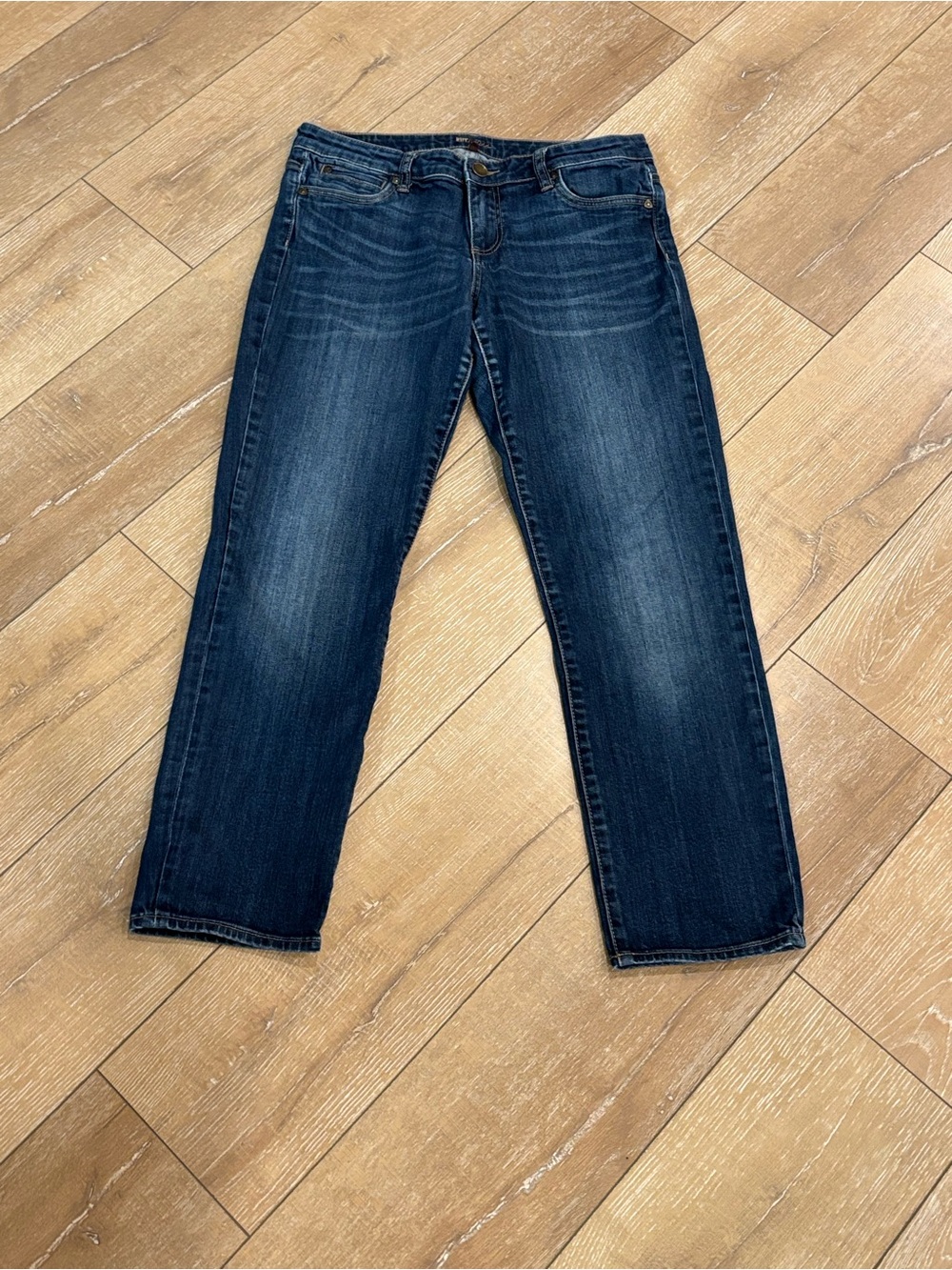 Kut from the Kloth Size 8 Dark Wash Straight Leg Jeans Stretch Denim Classic Fit